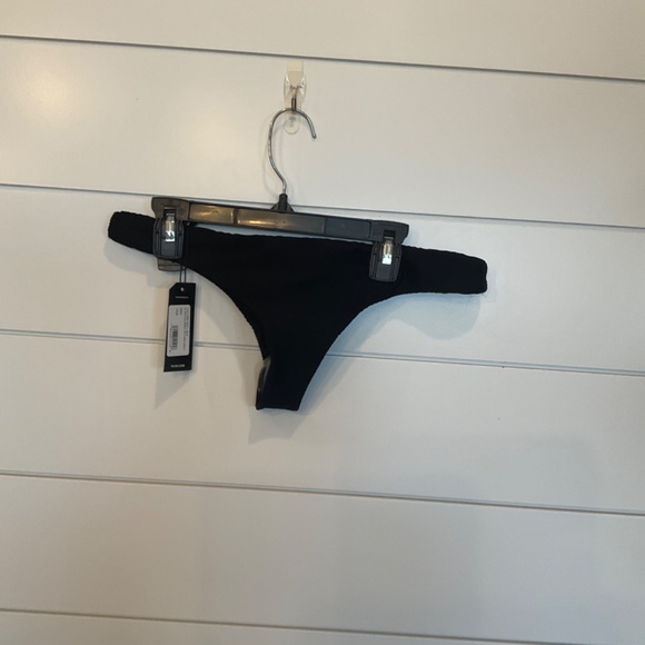 #699 NWT TAVIK TEXTURED BIKINI BOTTOM COLOR: BLACK - Picture 3 of 3